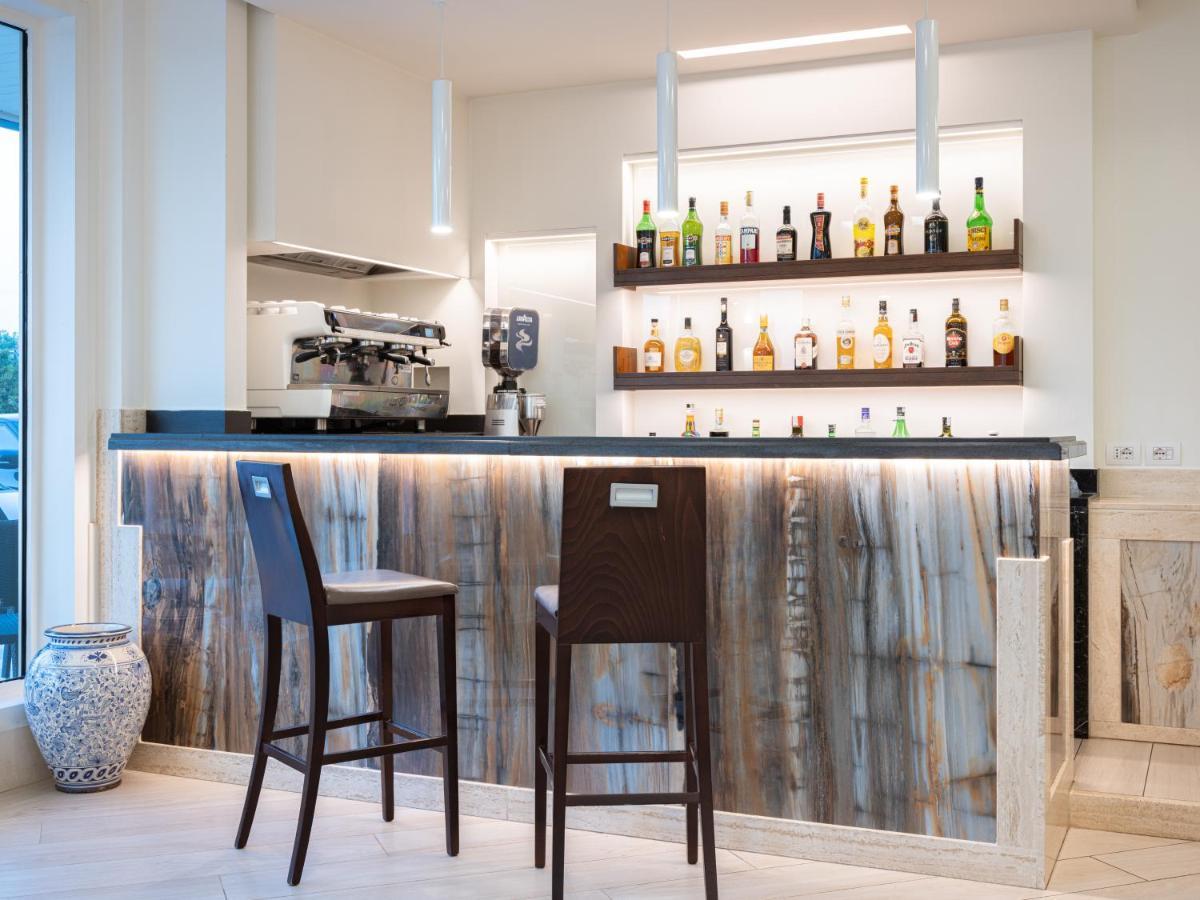 Mirabella Hotel Mirabella Eclano Экстерьер фото