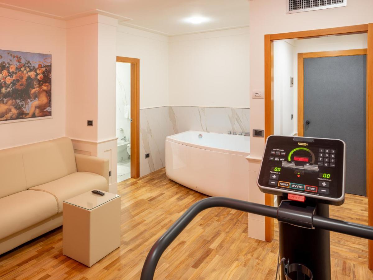 Mirabella Hotel Mirabella Eclano Экстерьер фото